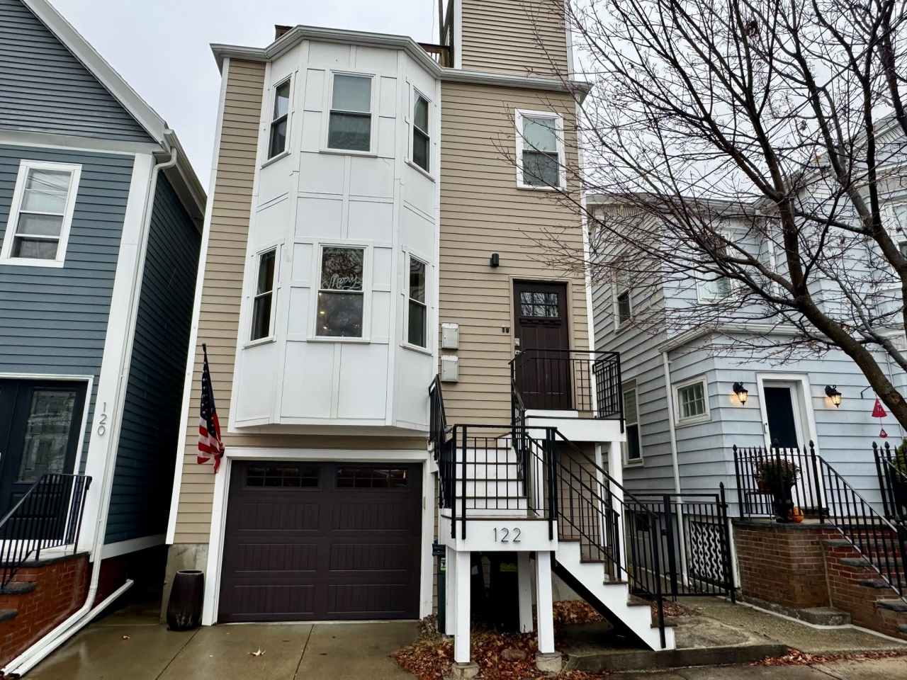 122 Coleridge Street