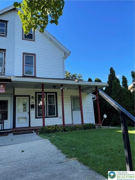 2243 W Walnut Street