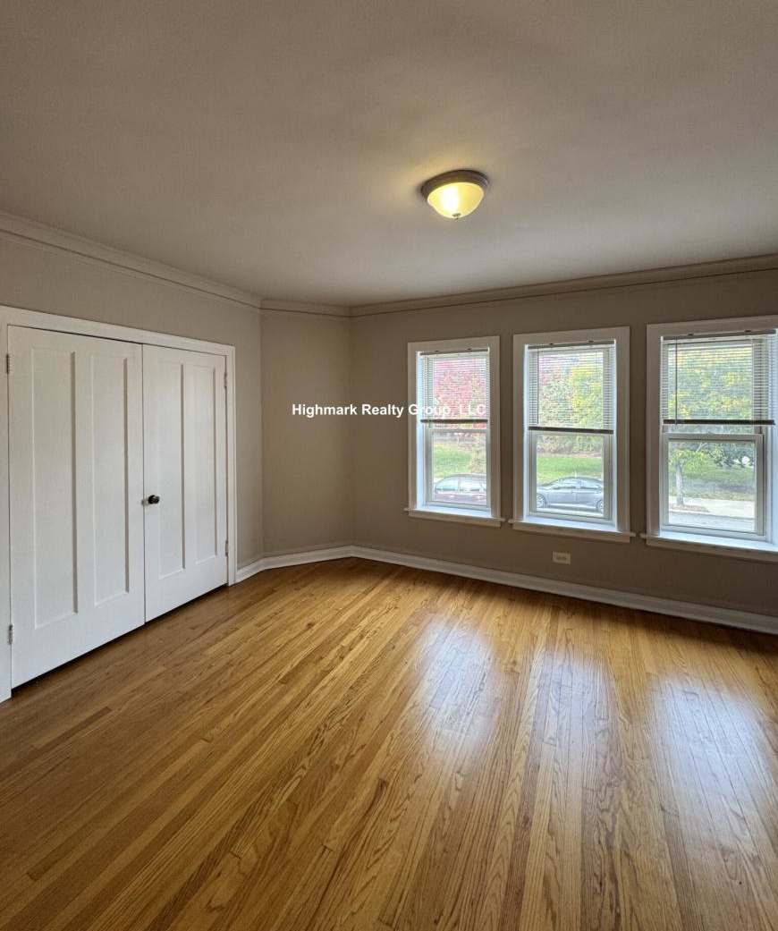 4267 West Addison St.