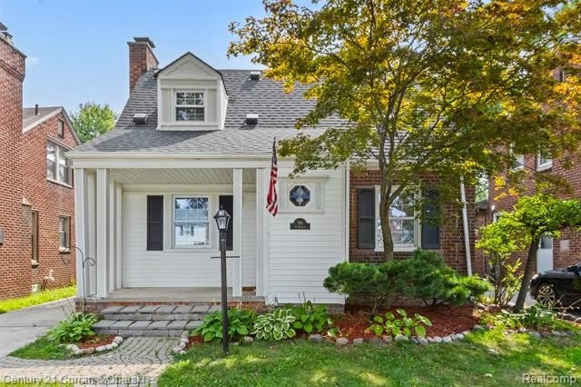 916 N Melborn Street