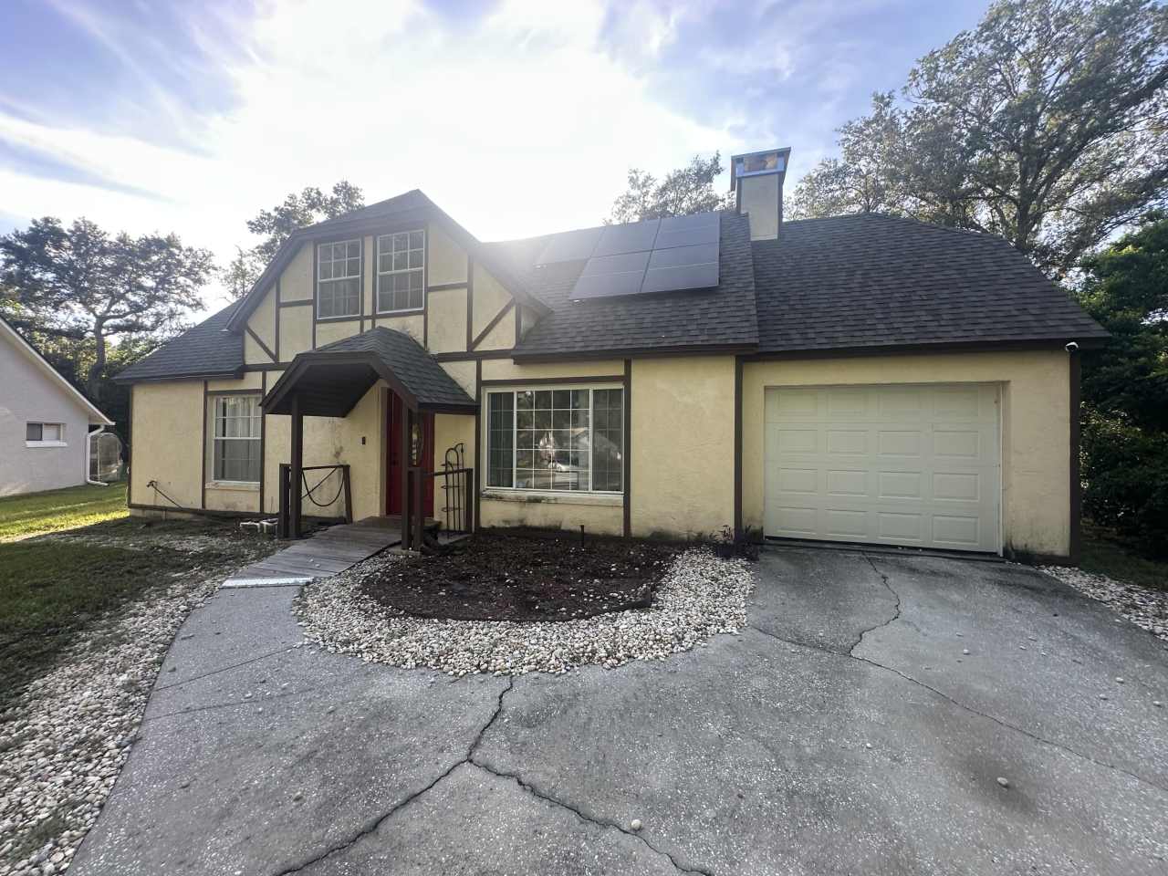 381 South Cobble Court