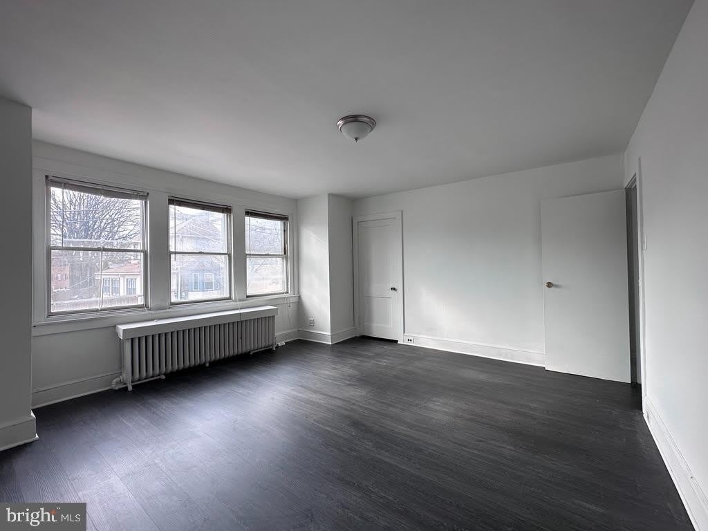 415 BURMONT Road unit: 2Nd Floor