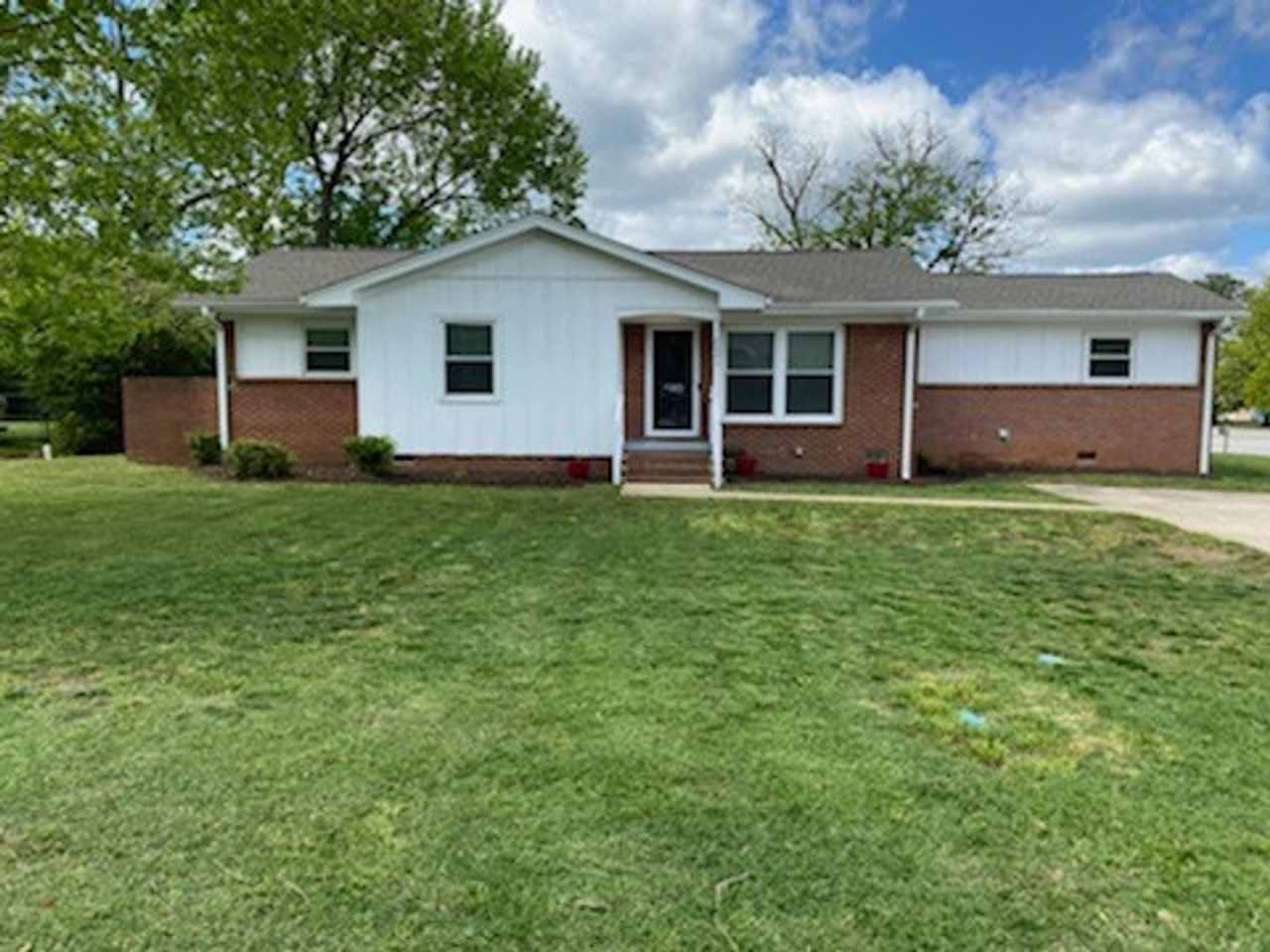 Spacious 3 bedroom 1.5 bathroom in Rock Hill