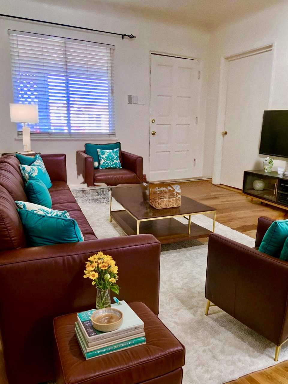 502 Los Arboles Avenue Northwest