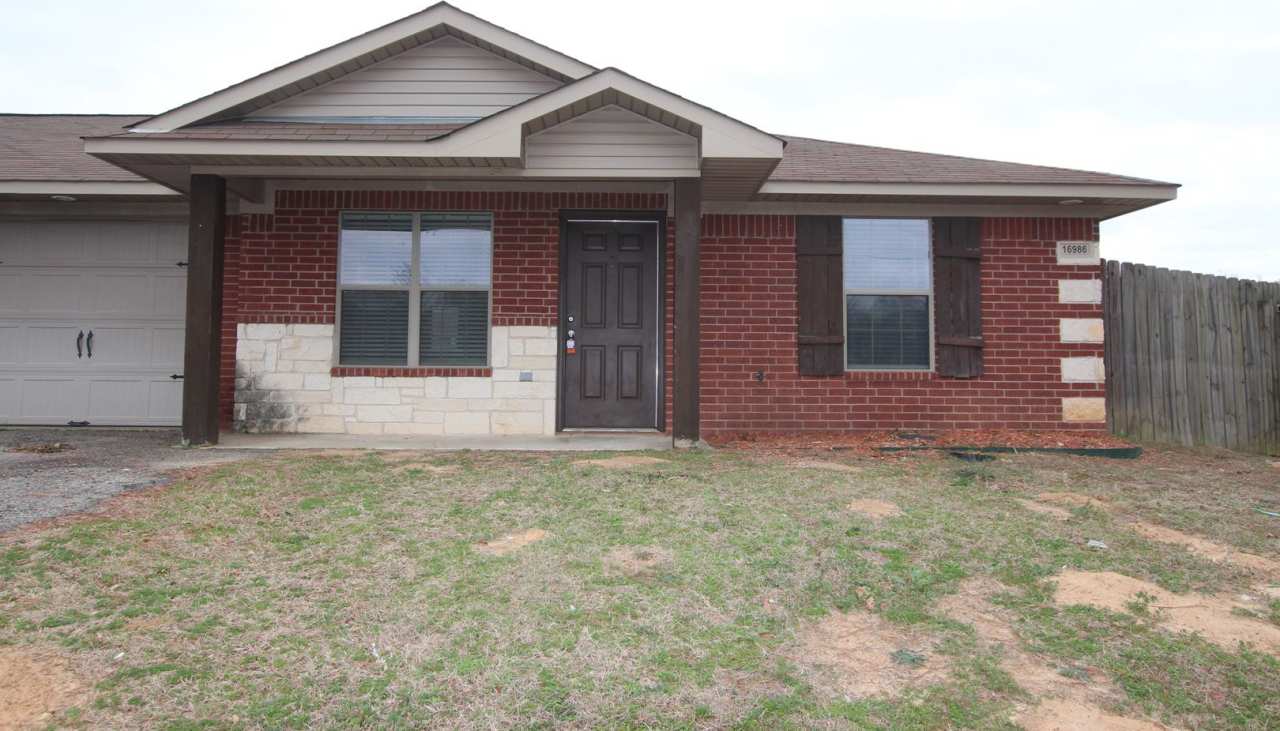 Almost Ready! 2 Bedroom Duplex for Rent in Lindale!