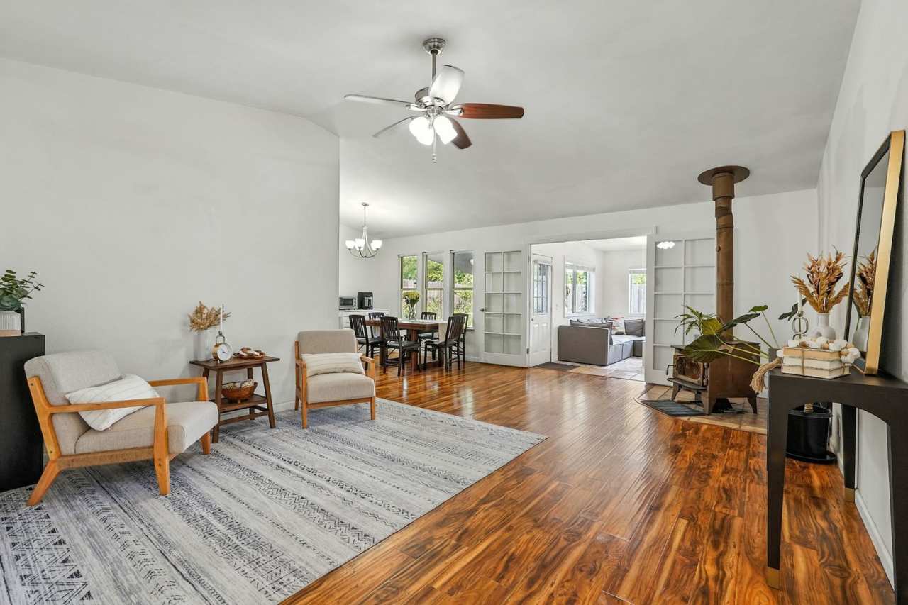 Single-Story 3 Bedroom Home in Quiet El Dorado Cul-De-Sac! Dog Friendly!