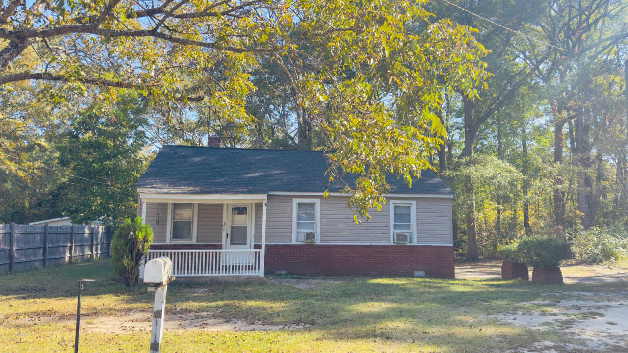 Quite End Home | 3Bedroom 1Bath