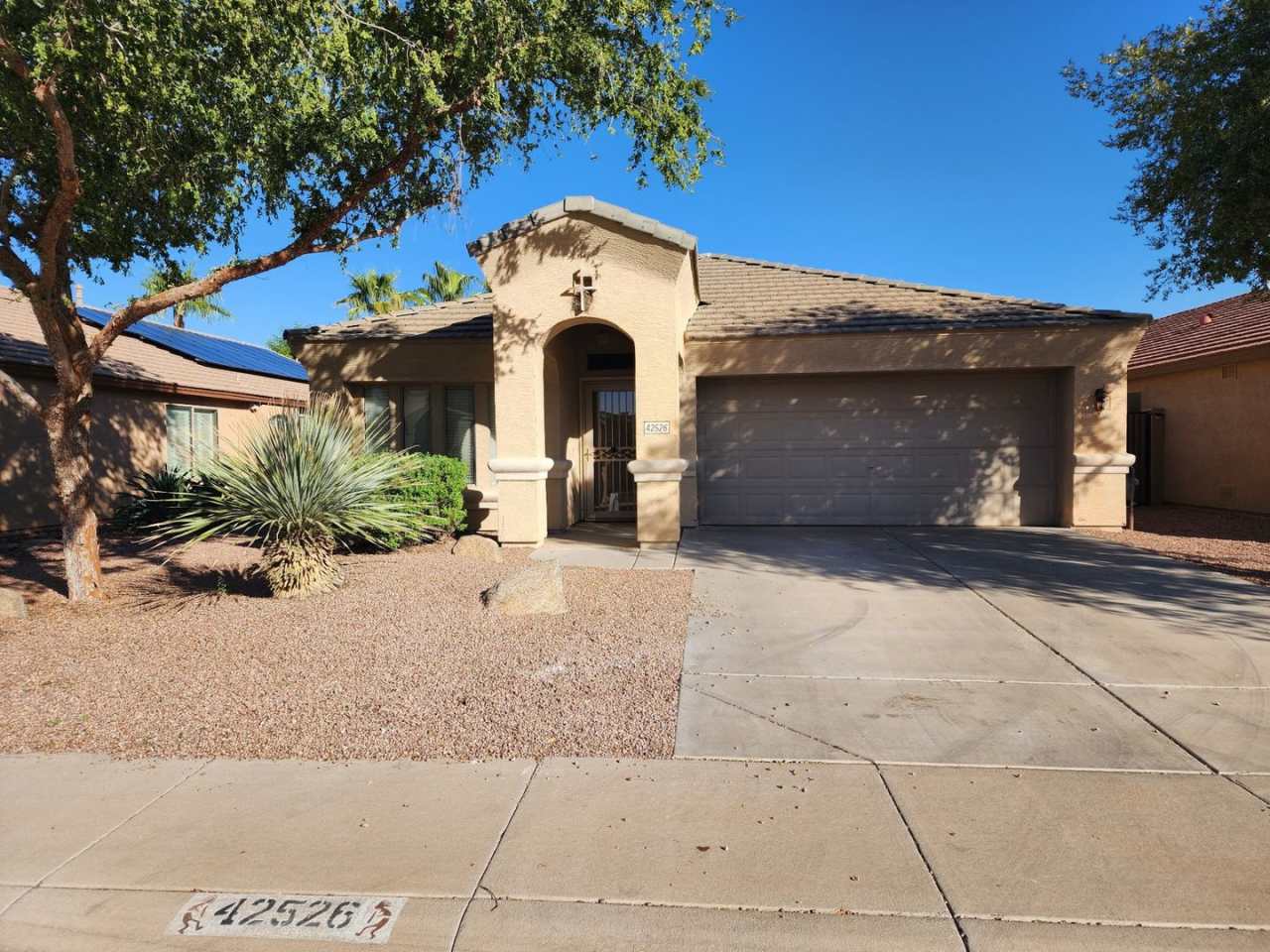 Spacious 3 bedroom in Rancho El Dorado Maricopa ***MOVE IN SPECIAL OFFERED***