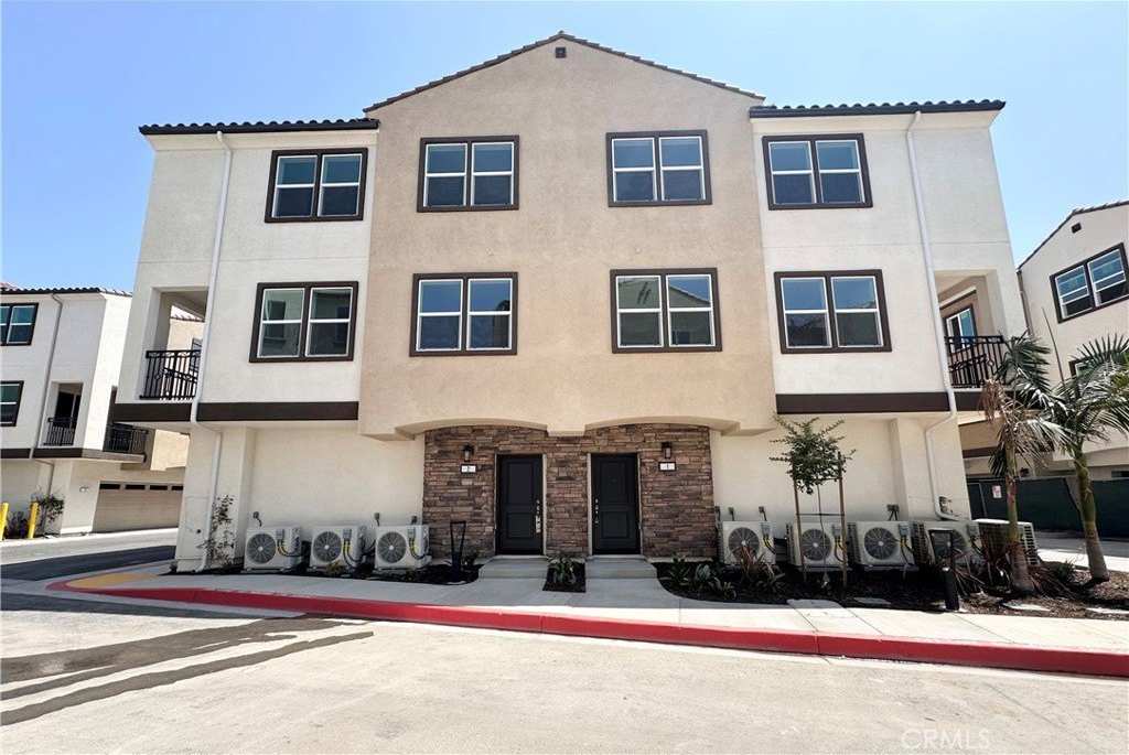 2440 E Agave st