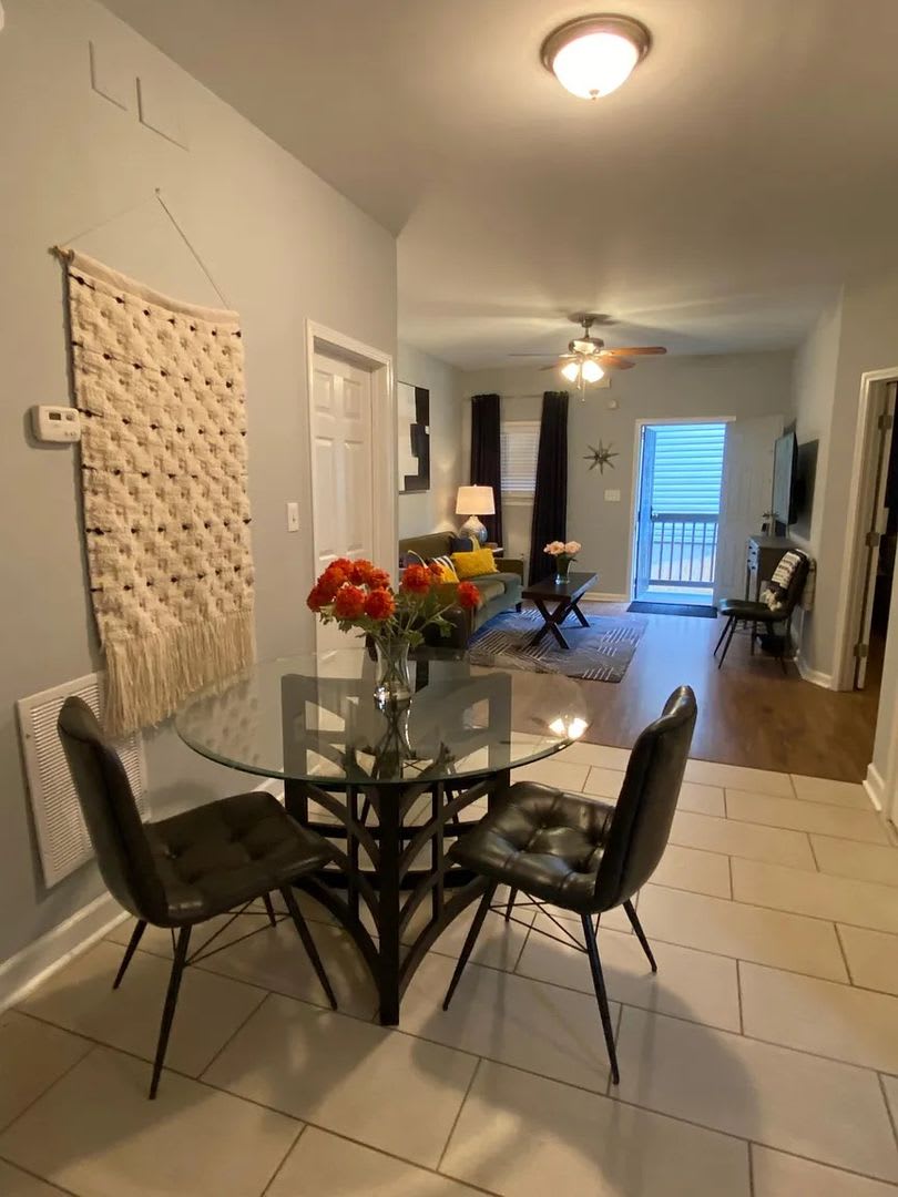 Room in 4 Bedroom Home at Jones Ave NW