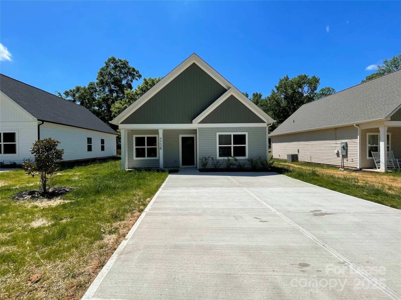 4903 Victoria Avenue