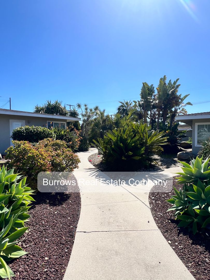 Single story 2 bedroom, 1 bathroom apartment in Ventura