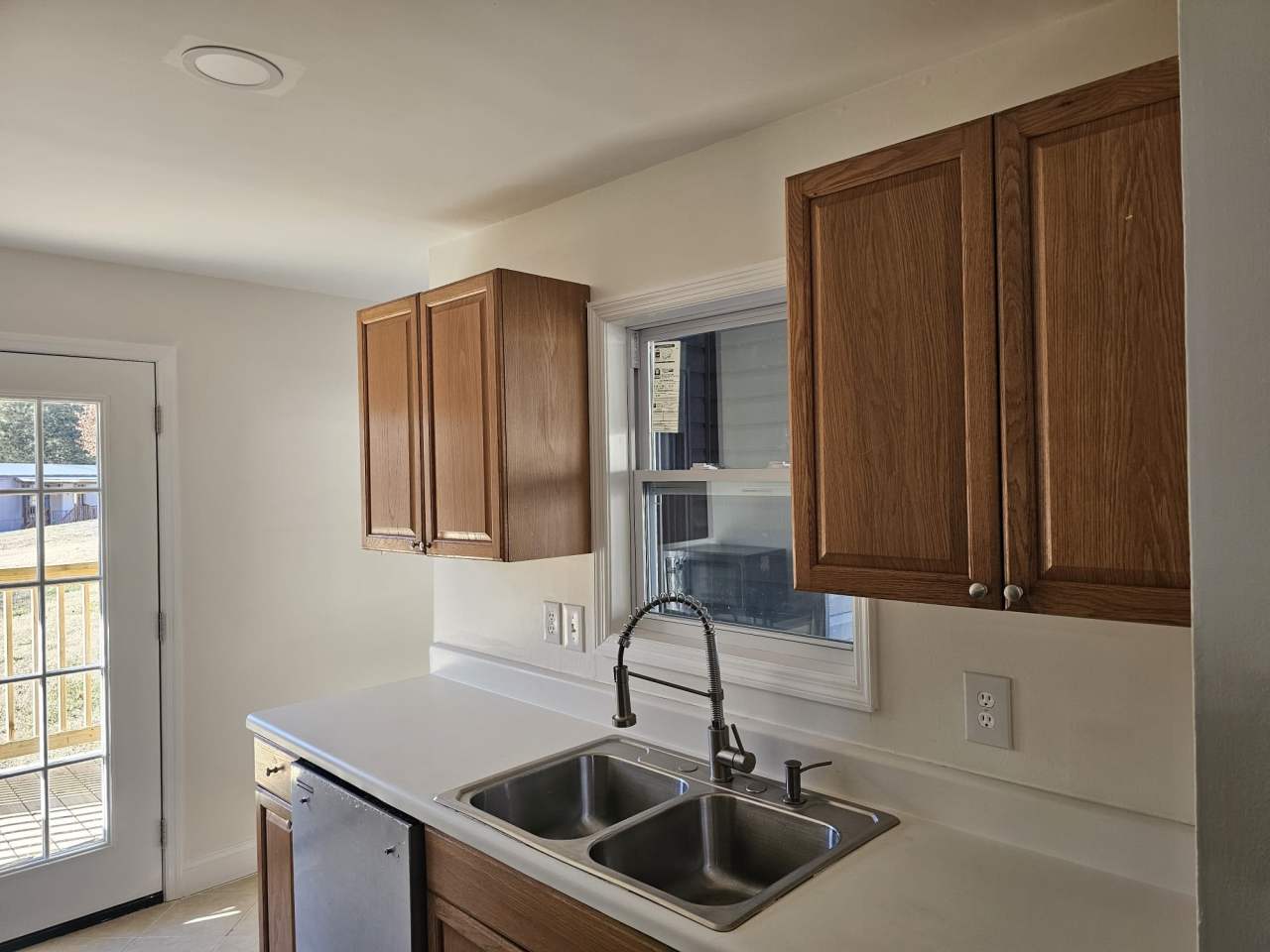 3303 George Light Rd