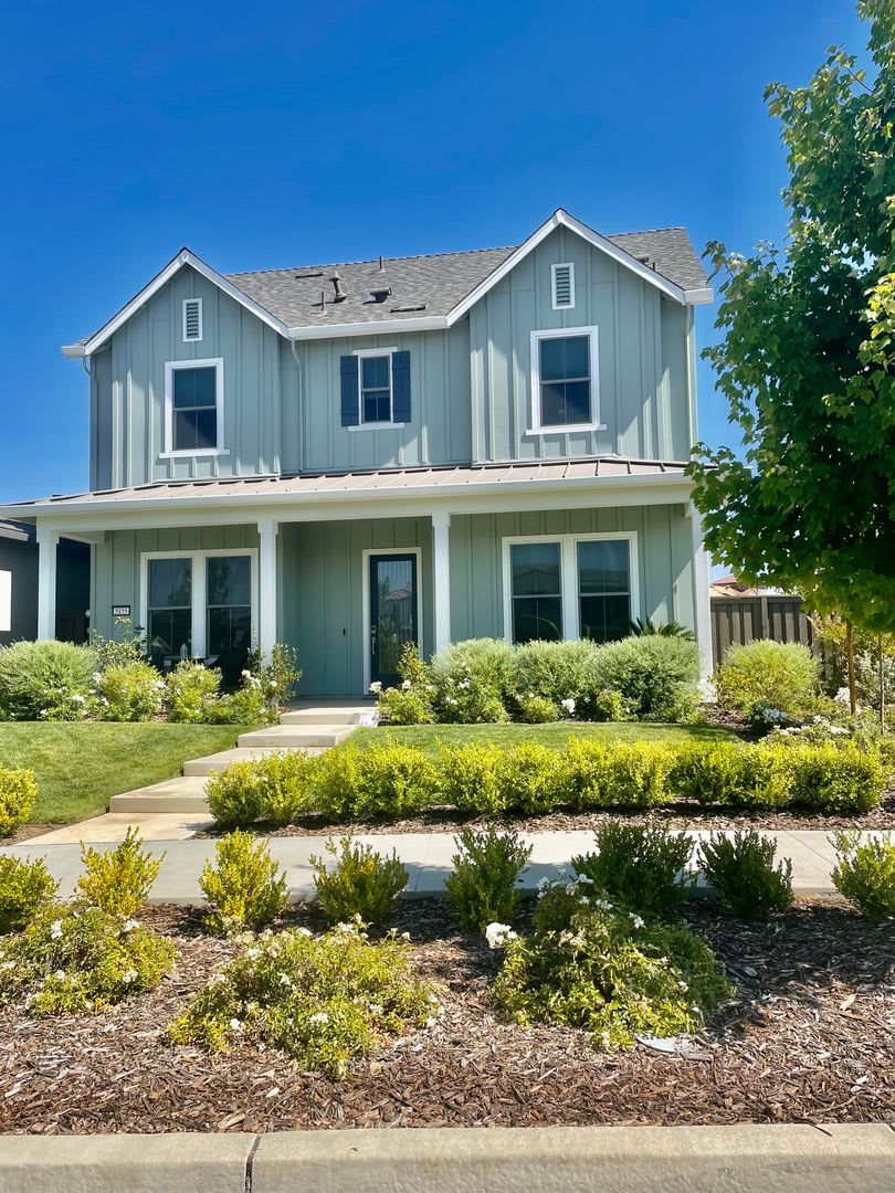 Wow! Custom Built Smart Home in Sutter Park - A Tim Lewis Community.