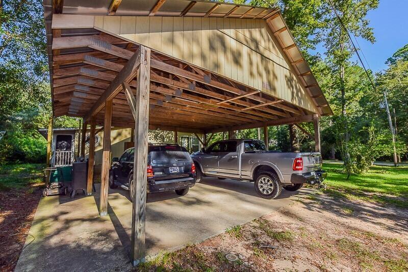 108 Tubbs Lane