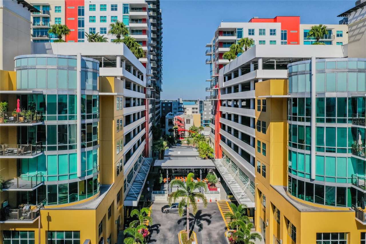 1120 E Kennedy Blvd Unit 411