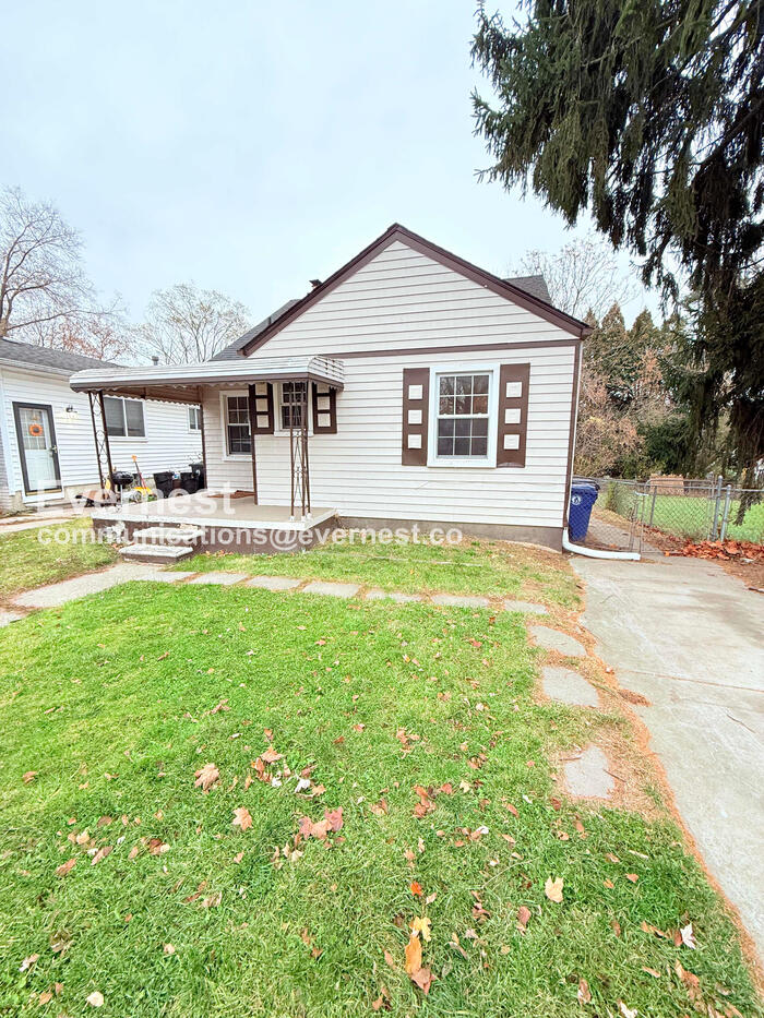 25337 Ivanhoe Avenue