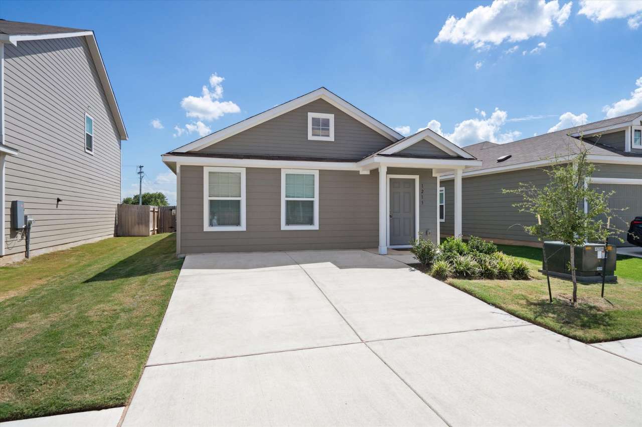 Wonderful 3-Bedroom Home Available For Rent In Bastrop