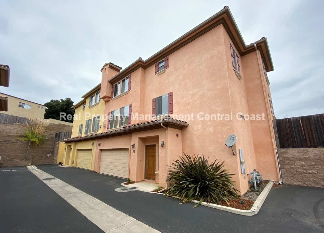 LEASE PENDING- Spacious 4 Bed / 3 Bath Arroyo Grande Home