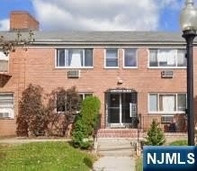 61-65 E Main Street 12