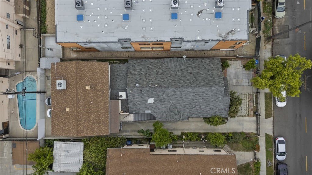 1549 N Kingsley Drive