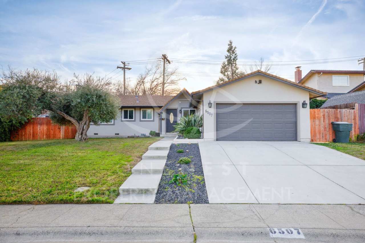 Updated 3-Bedroom Home in Foothill Farms