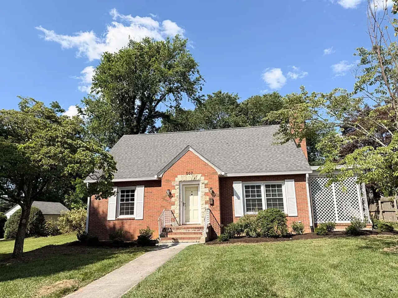 3 Bedroom, 2 Bath House