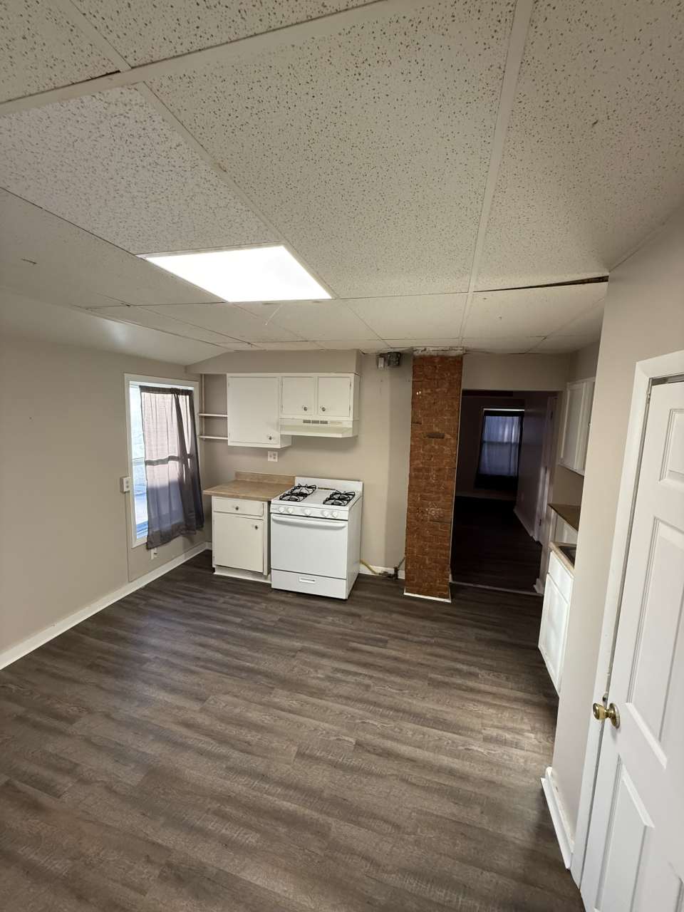 1120 1/2 Alsdorf St.