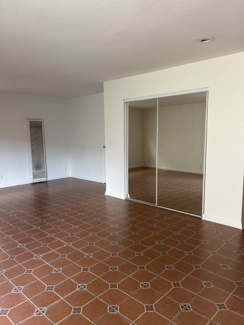 321 Melrose Drive - Downstairs