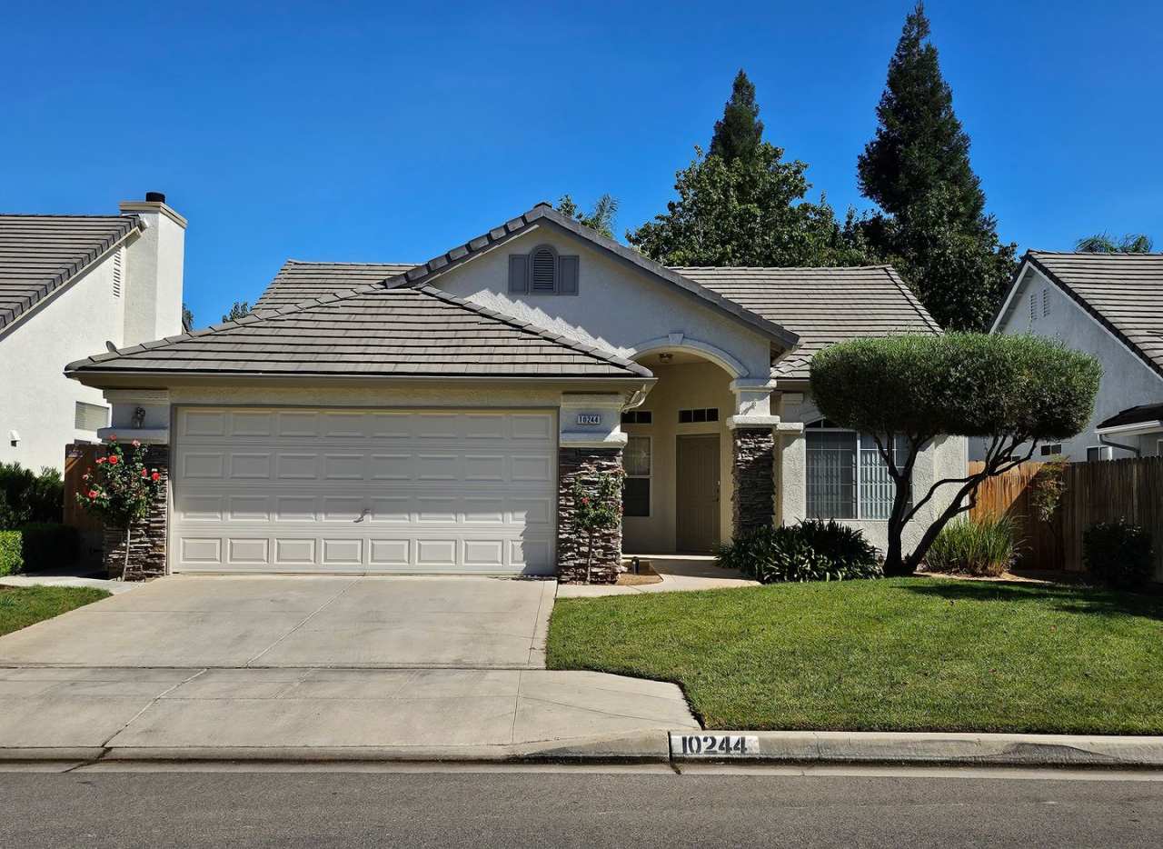 Completely remodeled home at Maple  International offering upgraded amenities and an excellent floor plan. Close to Clovis North, Shopping  Copper River.