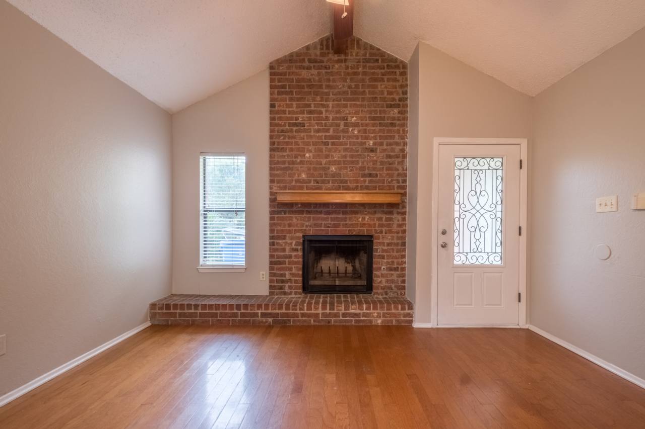 Charming 2-Bedroom, 2-Bath Townhouse in Pflugerville!
