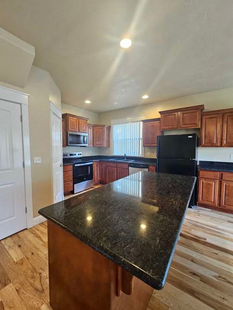 Meridian 5 Bedroom Home