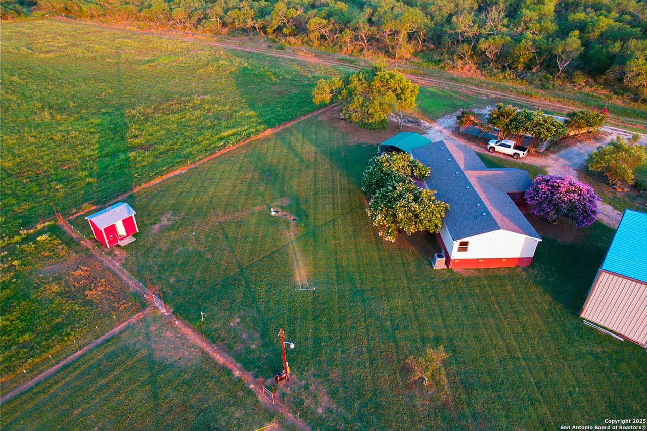 17105 S STATE HWY 123