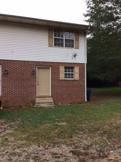 523 Gadsden Road NW apartment D