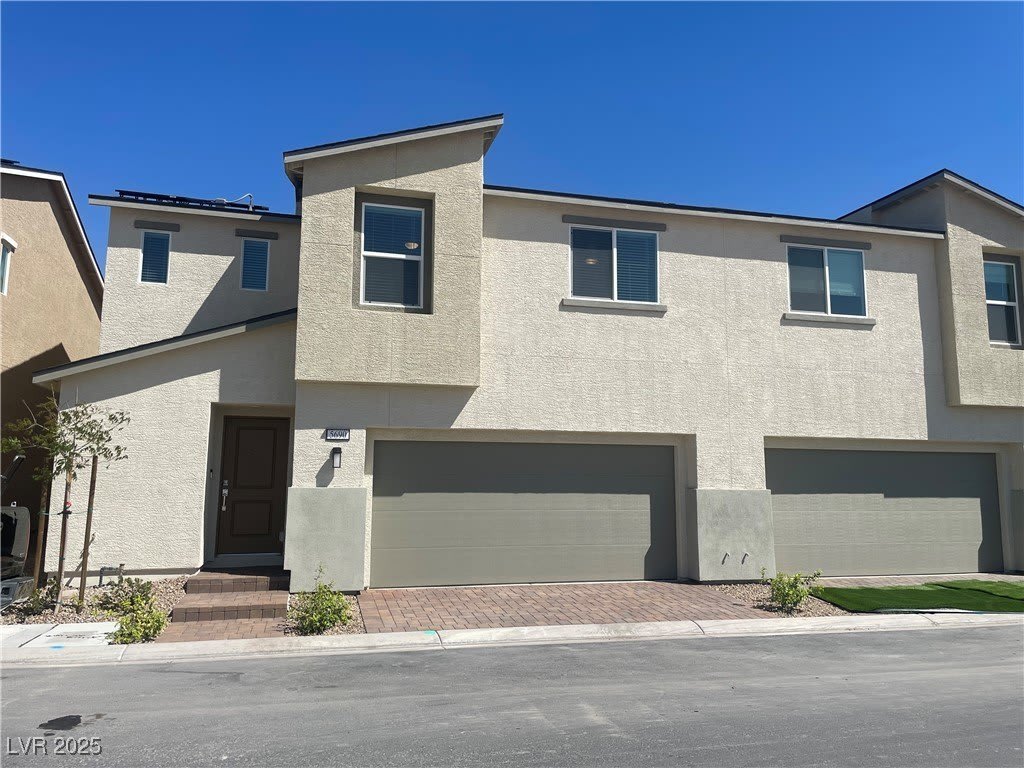 5690 Sunset Amber Avenue