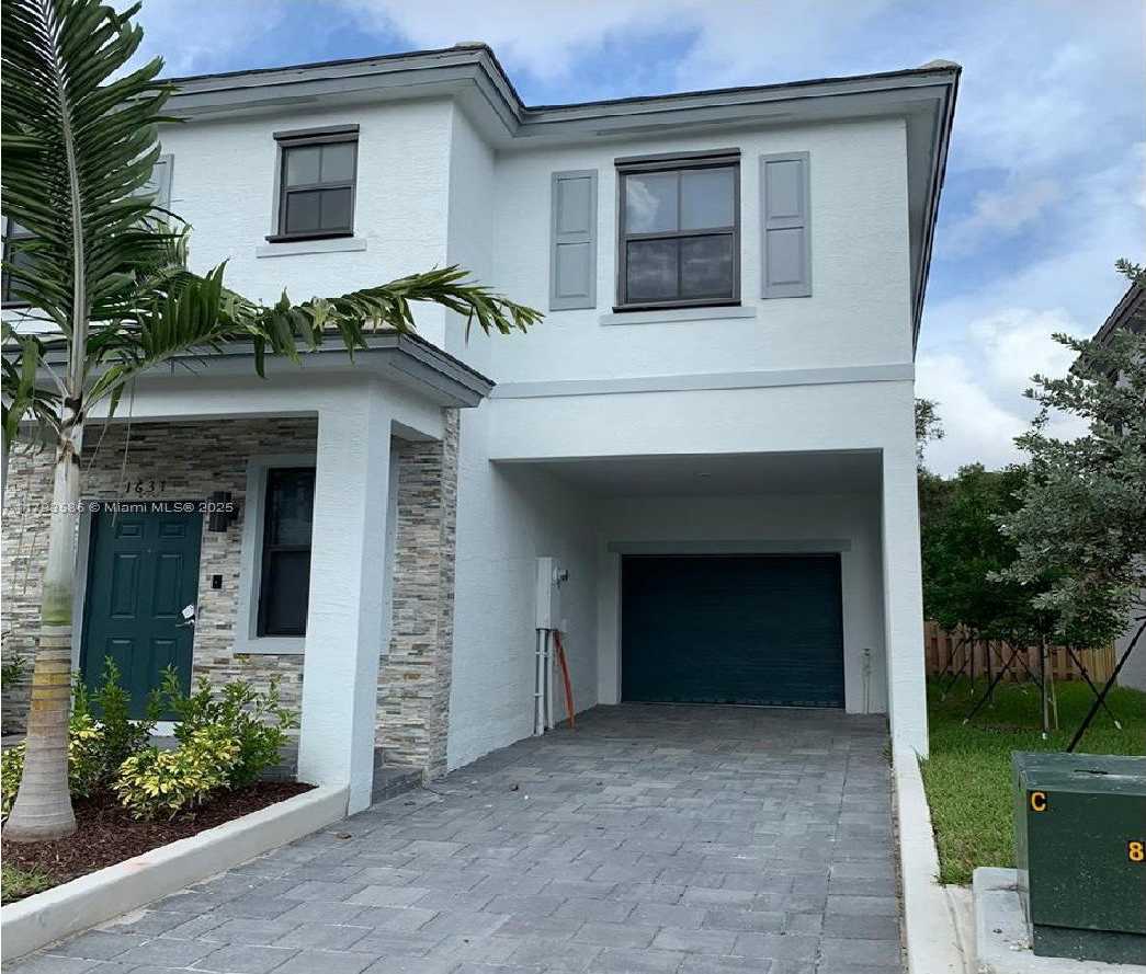 1631 Southwest 28th Street