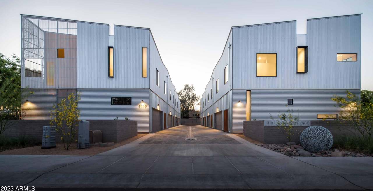 1419 S KENNETH Place