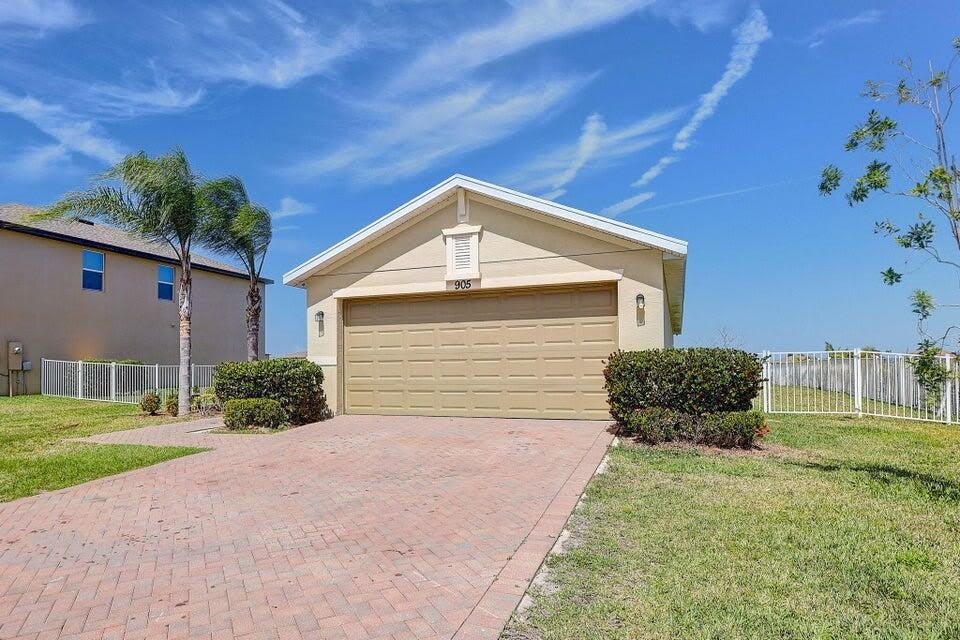 905 Bent Creek Drive