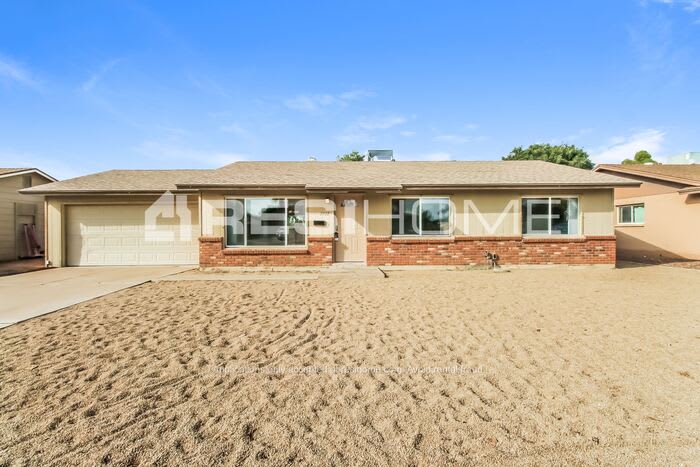 2922 South Cottonwood Drive