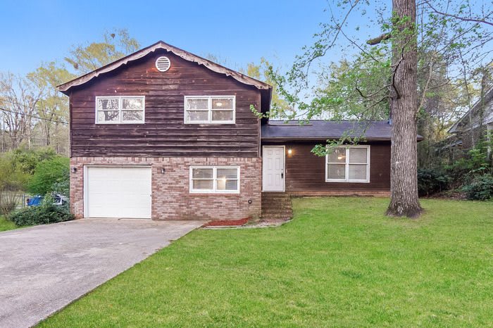 2825 Valley Crest Road