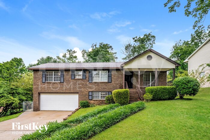 2532 Janice Circle Northeast