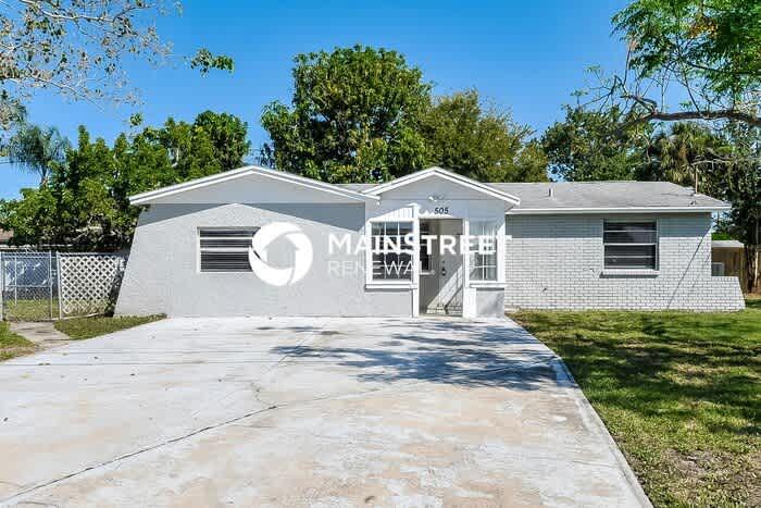 505 Florida Circle South