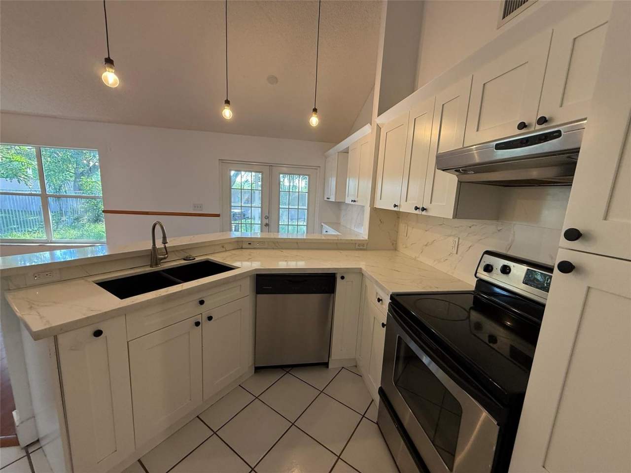 2633 Bogota Avenue, Cooper City, FL 33026