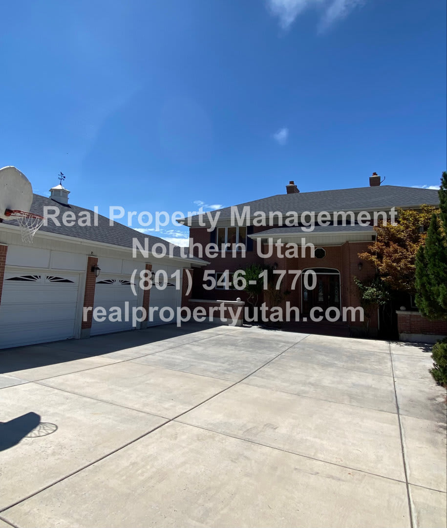 Beautiful Bountiful Home on the Bench Coming Soon!