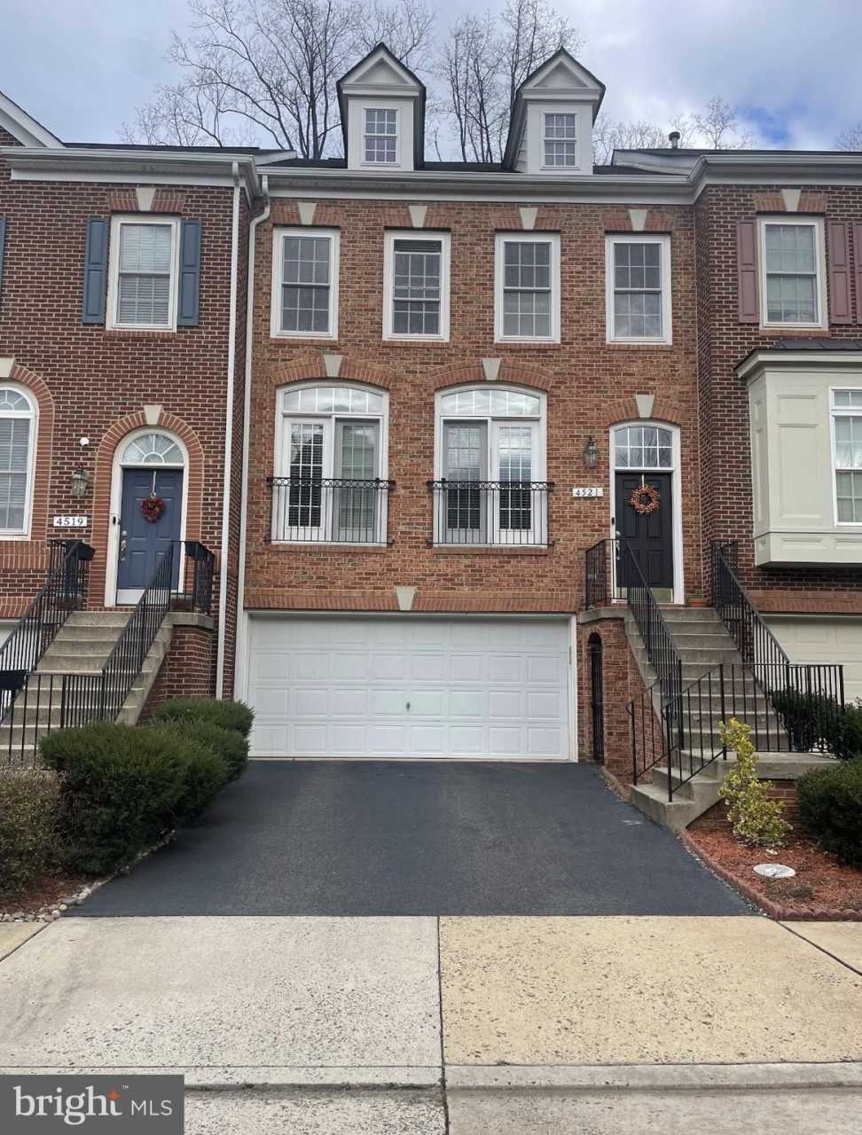 4521 MONMOUTH STREET