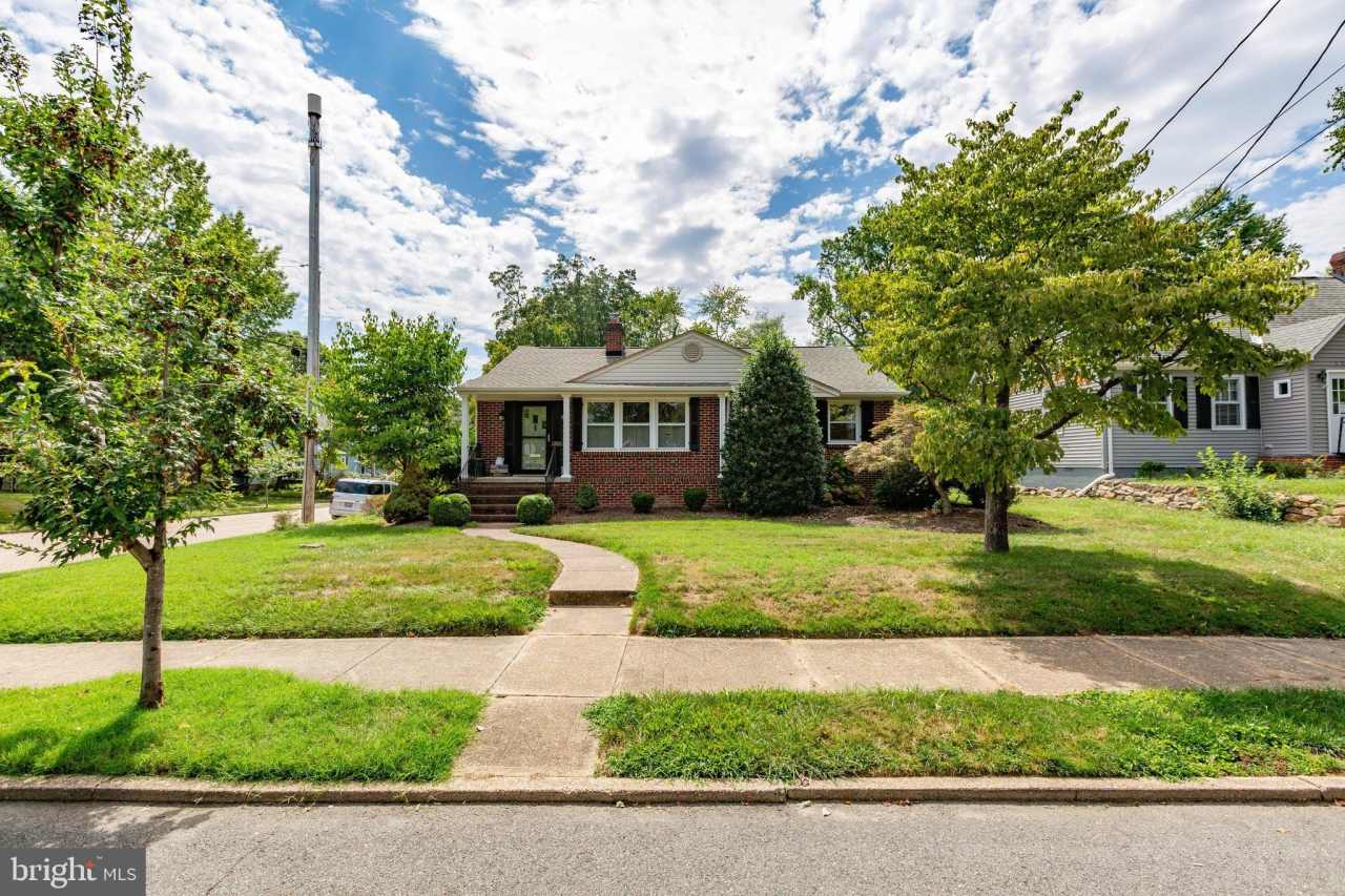 1200 STAFFORD Avenue