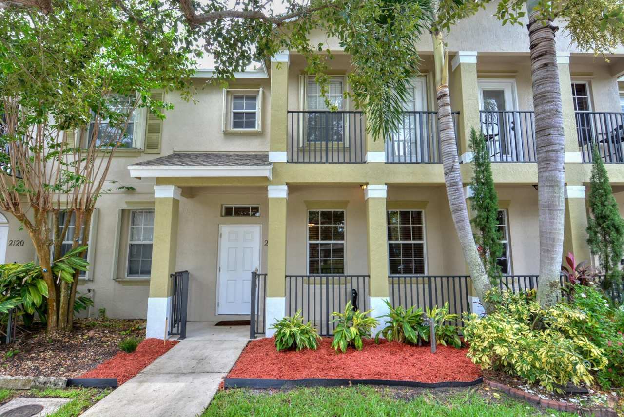 2116 SE Eatonville Drive