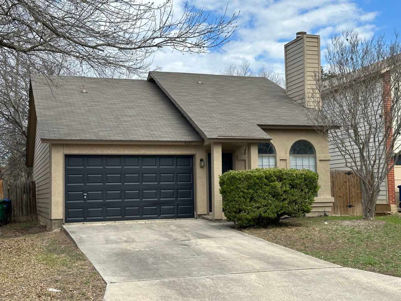 CUTE 3 BEDROOM 2 BATH IN NORTHSIDE ISD