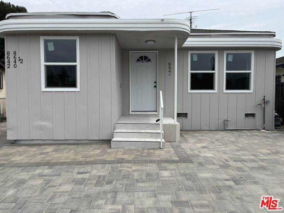 8640 Baring Cross St