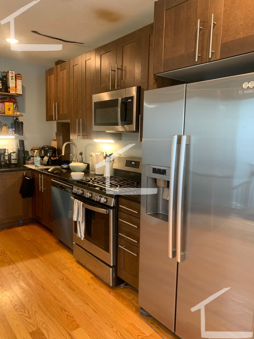 Newly Renovated 5 bed unit next to the Green Line in Allston.
